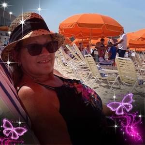 Meet your Posher, Lisa